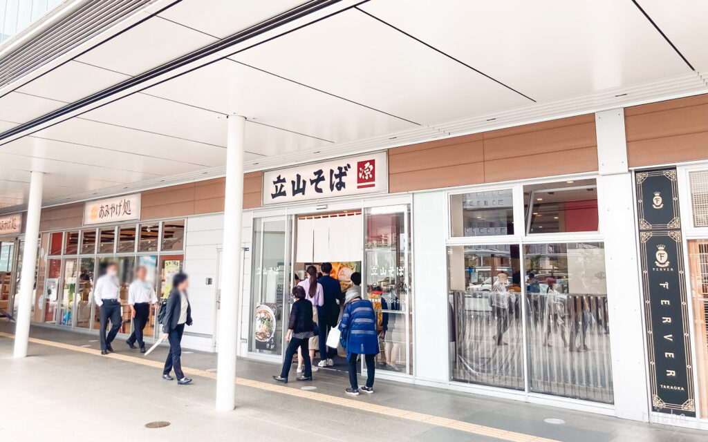 富山駅内にある立山そば