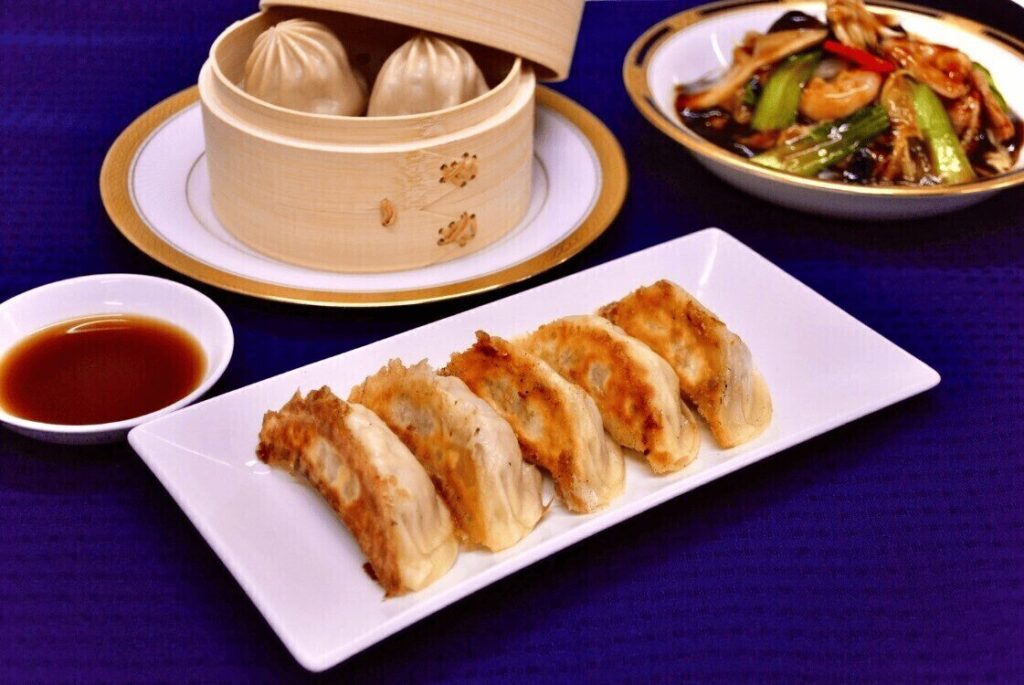 富山餃子 翔和軒の自家製餃子