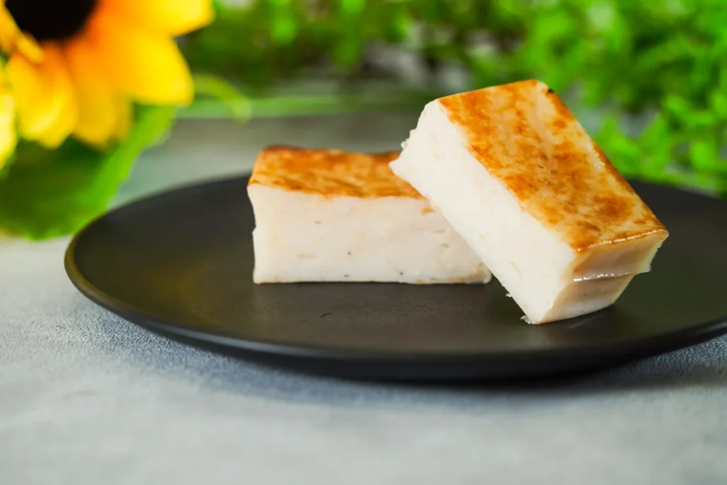 白エビの上品で香ばしい香りが漂う「白エビ蒲鉾」