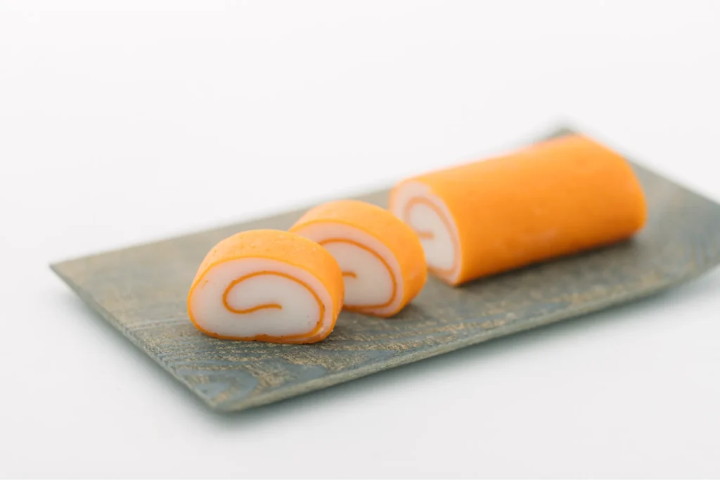 昆布をまいた「巻きかまぼこ」